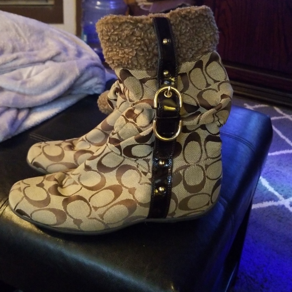 Coach boots